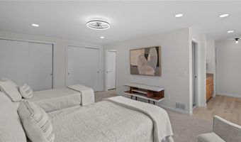 12 Kenmore Way, Lincoln, RI 02865