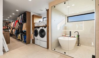 348 E HIDDEN LAKE Dr, Bountiful, UT 84010