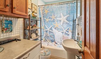 2116-2118 Chautauqua Pkwy, Des Moines, IA 50314
