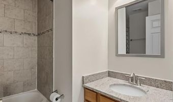 1900 Old Hickory Ct, Arnold, MO 63010