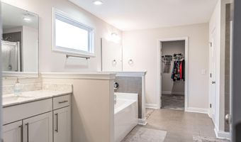 101 Bluegrass Ct, Aberdeen, NC 28315