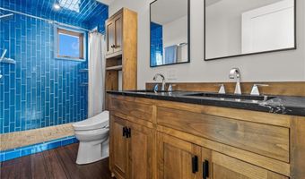 17 Jamaica Way, North Kingstown, RI 02852