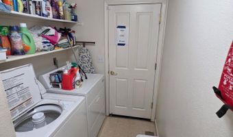 652 Jennys Ln, Fernley, NV 89408