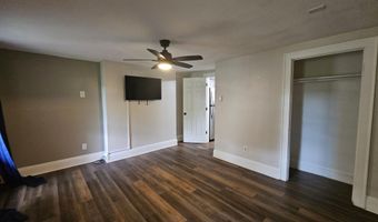 15 Ten Broeck St Garden, Albany, NY 12210