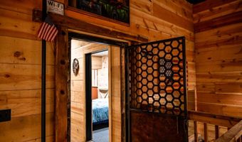 501 Jay St, Bruce, SD 57220