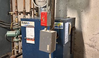 2152 Old Silo Rd, Barnet, VT 05819