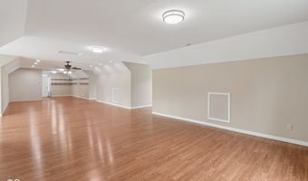 151 South St, Southport, IN 46227