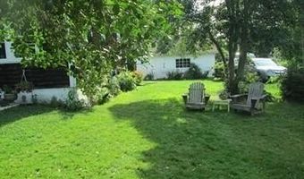 79 Green Ln, Jamestown, RI 02835