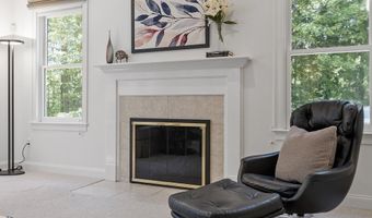 5 Mckinley Dr, Acton, MA 01720
