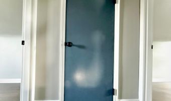 5424 Delhi Rd, Delhi, OH 45238