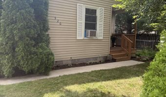 520 Sheldon St, Algonac, MI 48001