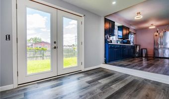 74 Brookhaven Dr, East Providence, RI 02914