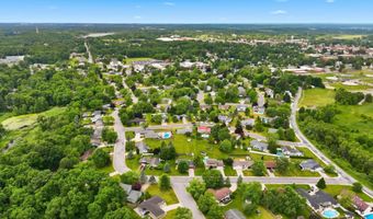 1102 Heritage Ln, Angola, IN 46703