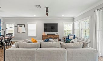 6130 COLMAR Pl, Apollo Beach, FL 33572