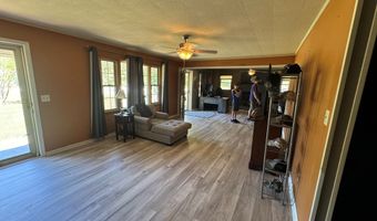 105 Able St, Big Sandy, TN 38221