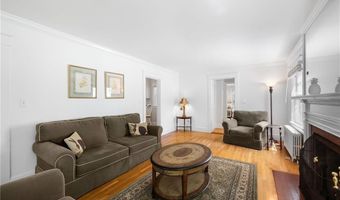36 Kay Blvd, Newport, RI 02840