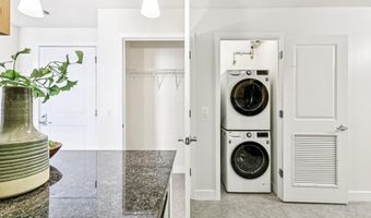 820 N POLLARD St 801, Arlington, VA 22203