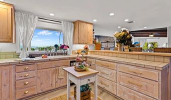 720 Sky Mountain Ln, Alpine, CA 91901