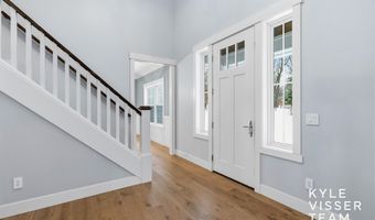 7787 S Gracemoor Ct SE, Alto, MI 49302