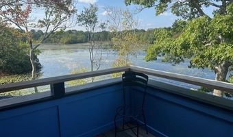 17 Jamaica Way, North Kingstown, RI 02852