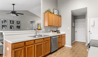6102 Boulder Dr, Anderson, IN 46013