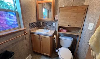 824 Forest Park Ave, Middletown, RI 02842
