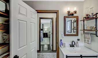 25 Arciel Dr, Albrightsville, PA 18210