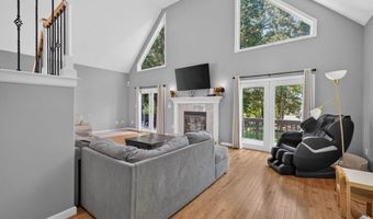 9 Broadview Ave, Berkley, MA 02779