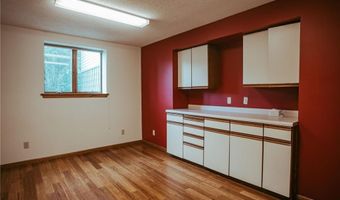 610 25th St SW, Austin, MN 55912