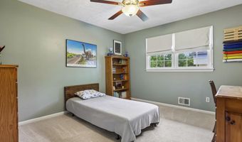 6879 Vic Ar Rd, Atlanta, GA 30360