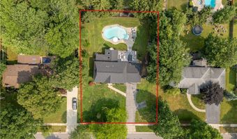60 Fennec Ln, Amherst, NY 14051