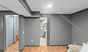 3112 Edgewood Ave, Alton, IL 62002