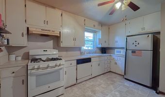 233 E Radio Ln, Arkansas City, KS 67005