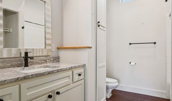 14815 Surveyor Blvd, Addison, TX 75001