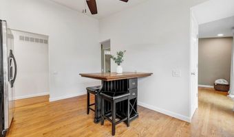 834 Westwood Dr, Ballwin, MO 63011
