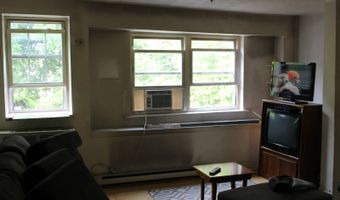 17 N Lake Ave, Albany, NY 12203