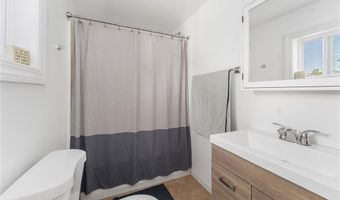163 Bluff Ave, Cranston, RI 02905