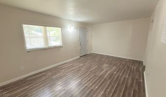 888 Garfield St, Akron, OH 44310