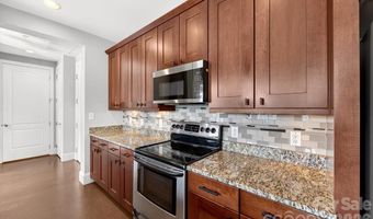 2338 Yadkin Ave 506, Charlotte, NC 28205