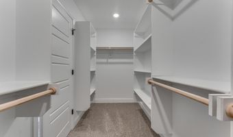 5902 NW Hoover St, Bentonville, AR 72713