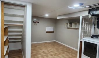 660 W Central Rd, Arlington Heights, IL 60005