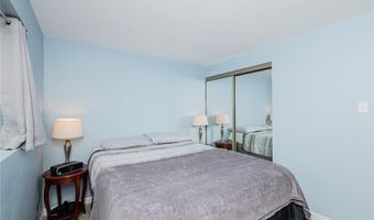 366 Sorrento Dr, Ballwin, MO 63021