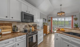 4204 Parkridge Dr, Benton, LA 71006