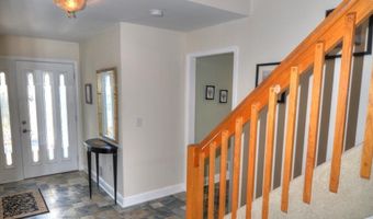 19 Centerboard Dr, Bayville, NJ 08721