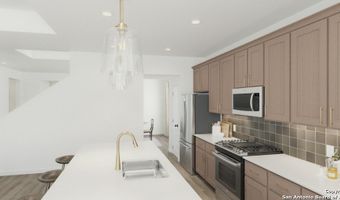 182 Peeps Ct, Adkins, TX 78101