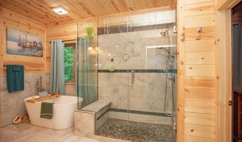 4978 S 11th Rd, Aldrich, MO 65601