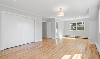 94 Carman Pl, Amityville, NY 11701