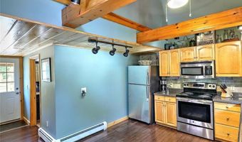 10 Narrow Ln, Charlestown, RI 02813