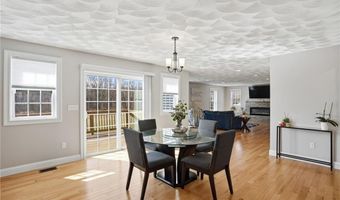 1268 Central Ave, Johnston, RI 02919