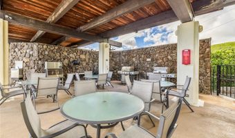 250 Kawaihae St 14A, Honolulu, HI 96825